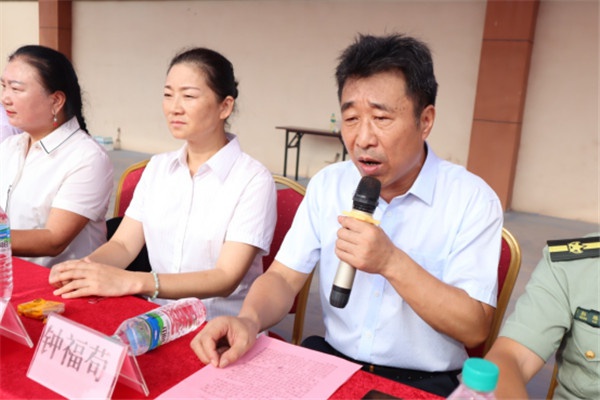 吹響軍訓(xùn)集結(jié)號！吉安外國語實驗學(xué)校2021級新生軍訓(xùn)開營儀式舉行593.jpg