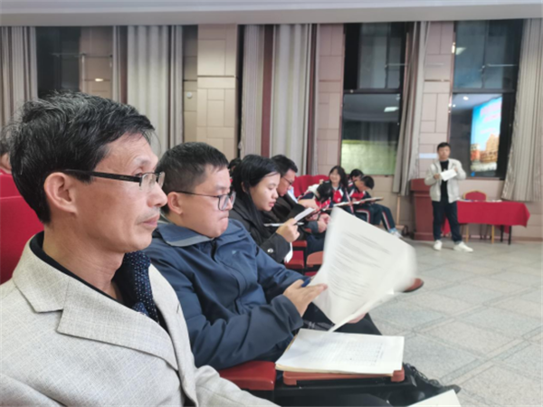 吉外高中部英語周活動：傾聽你的聲音 讀出你的風采（11月23日）376.png